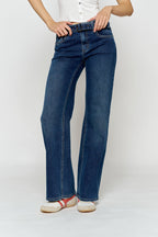 Shop ENJEAN women's wide-leg jeans in dark blue denim, casual everyday wear