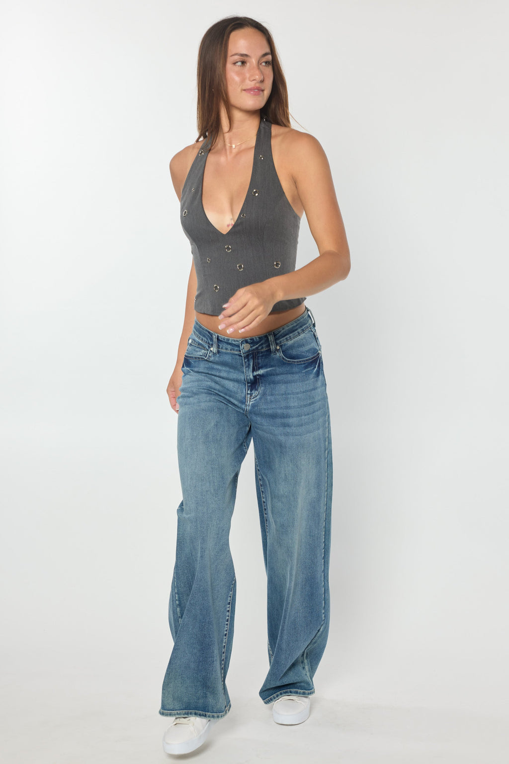 Women's blue wide-leg jeans for casual everyday wear