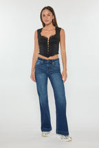 Women's blue wide-leg jeans, perfect for casual or chic outfits