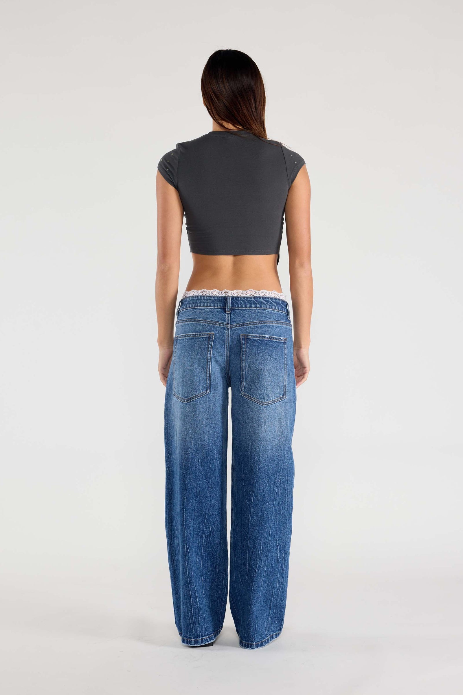 Women's wide leg pants in denim for casual styling