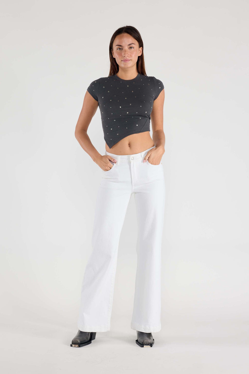 Women's white wide legging jeans for a trendy, casual look