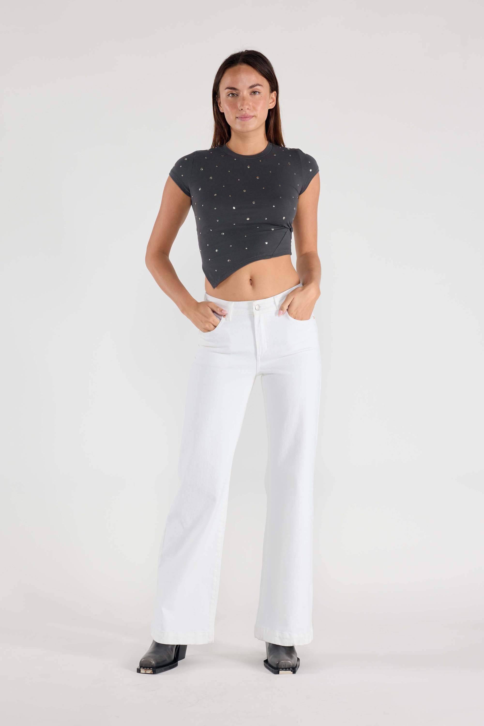 Women's white wide legging jeans for a trendy, casual look