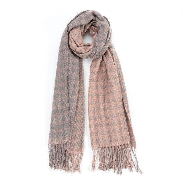 Bella Chic Women's Winter Scarves for Travel in Soft Pink and Gray Houndstooth Pattern