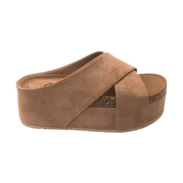 Maker's Shoes womens casual flatform sandals with arch support in tan with crisscross straps