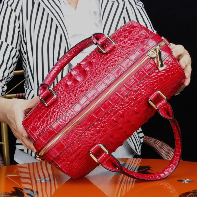 women's crocodile-pattern leather messenger shoulder bag (photo 5 of 10)