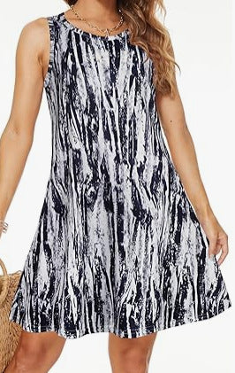 Women's digital printed beach dress in black and white, perfect for a day at the beach