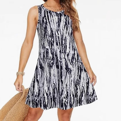 SHOMICOBOUTIQUE women's digital printed beach dress in a stylish dark pattern for summer outings.