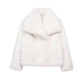 Women's faux fur coat in white with a stylish oversized collar for warmth and elegance