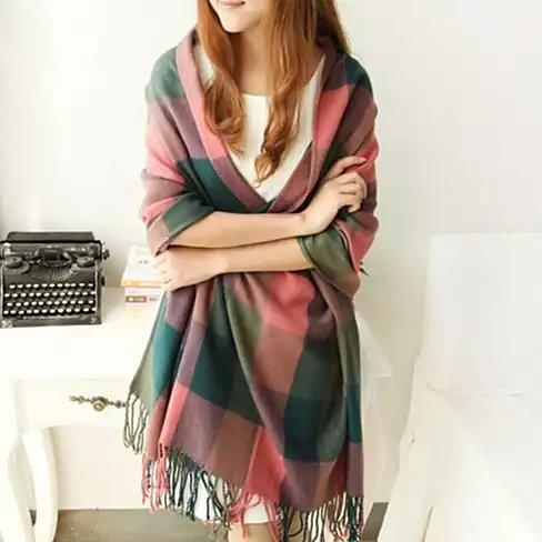 Women's Accessories Womens Reversible Patchwork Shawl Full Of Colors