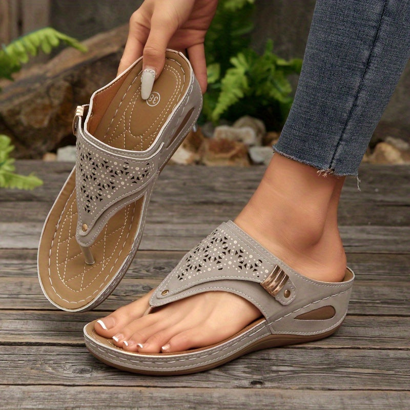 Women's beige sandals with cutout design for casual wear