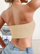 Women's strapless seamless bra in nude for versatile layering