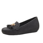 Women's black loafers with tassel detail, vacation worthy footwear