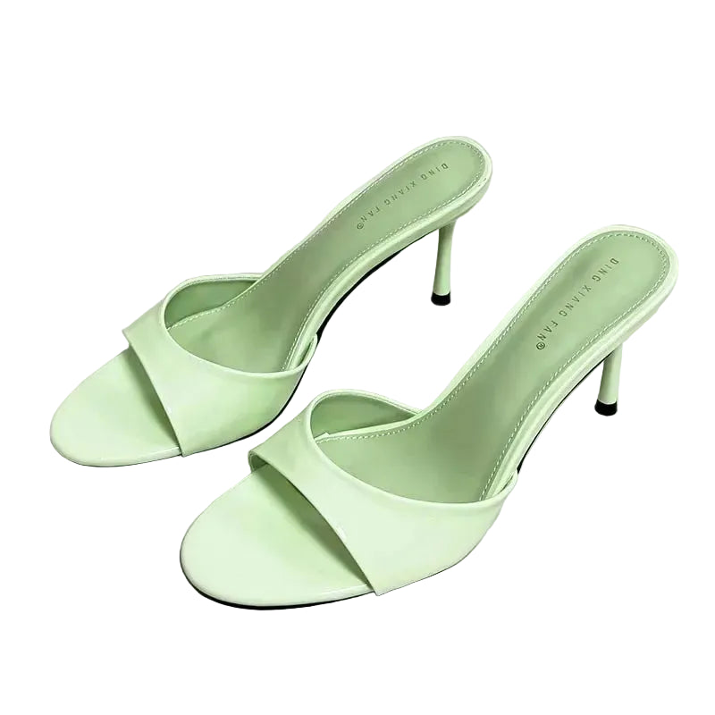 women-sandals in light green, patent leather, perfect for summer outings