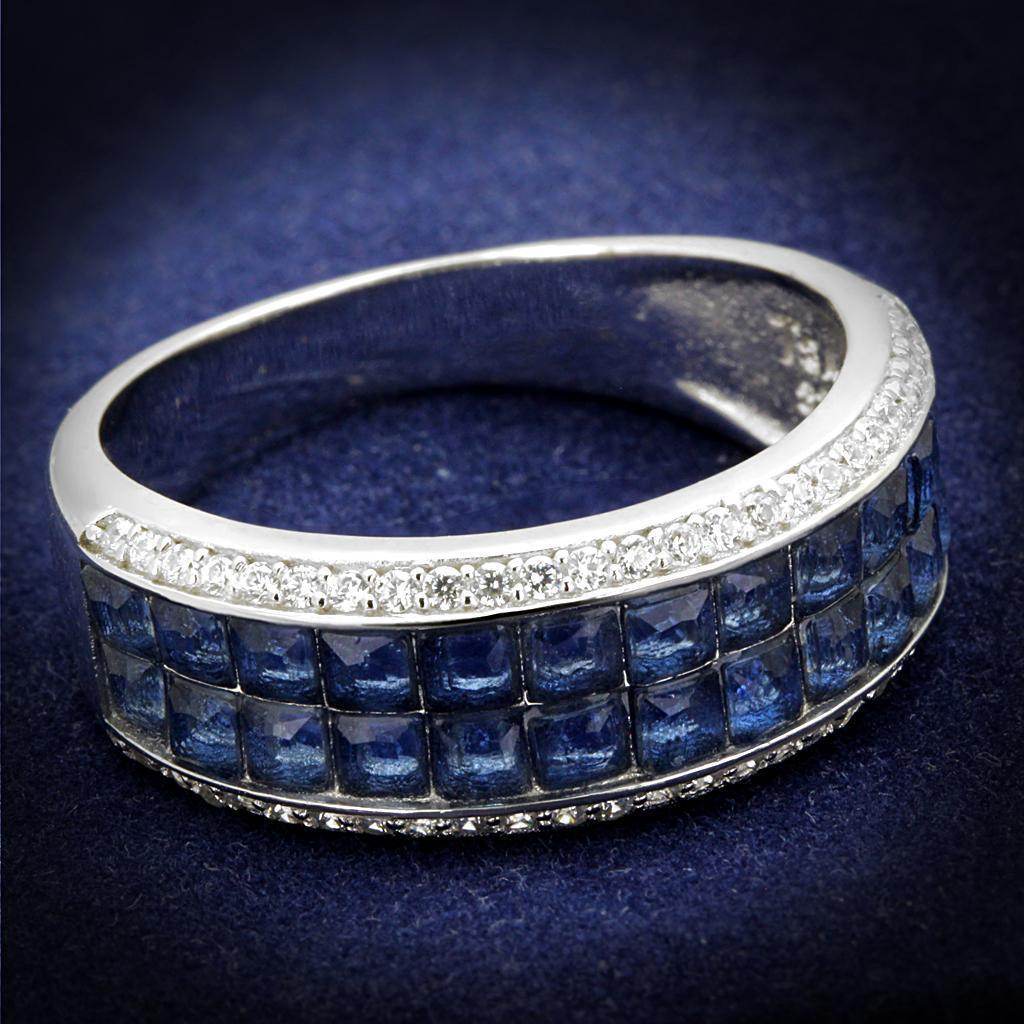 Elegant 925 silver travel jewelry ring featuring blue gemstones and sparkling accents
