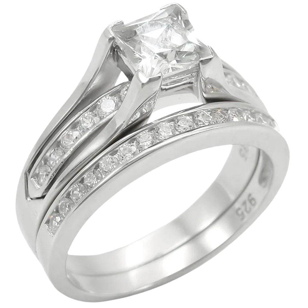 Elegant 925 sterling silver women's ring with sparkling diamond accents and a stunning center stone