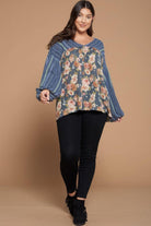 Women's Shirts Floral Printed Knit Top