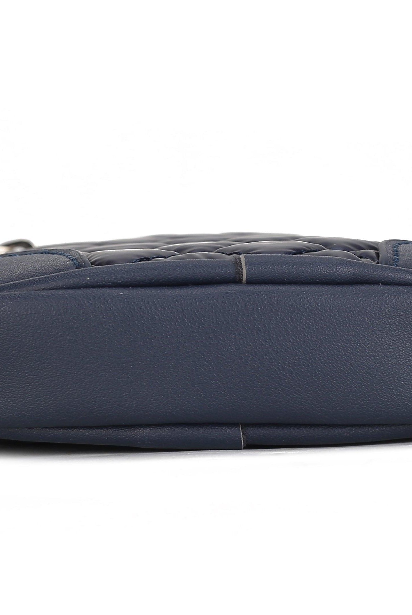 Wallets, Handbags & Accessories Betty Smartphone Crossbody Bag
