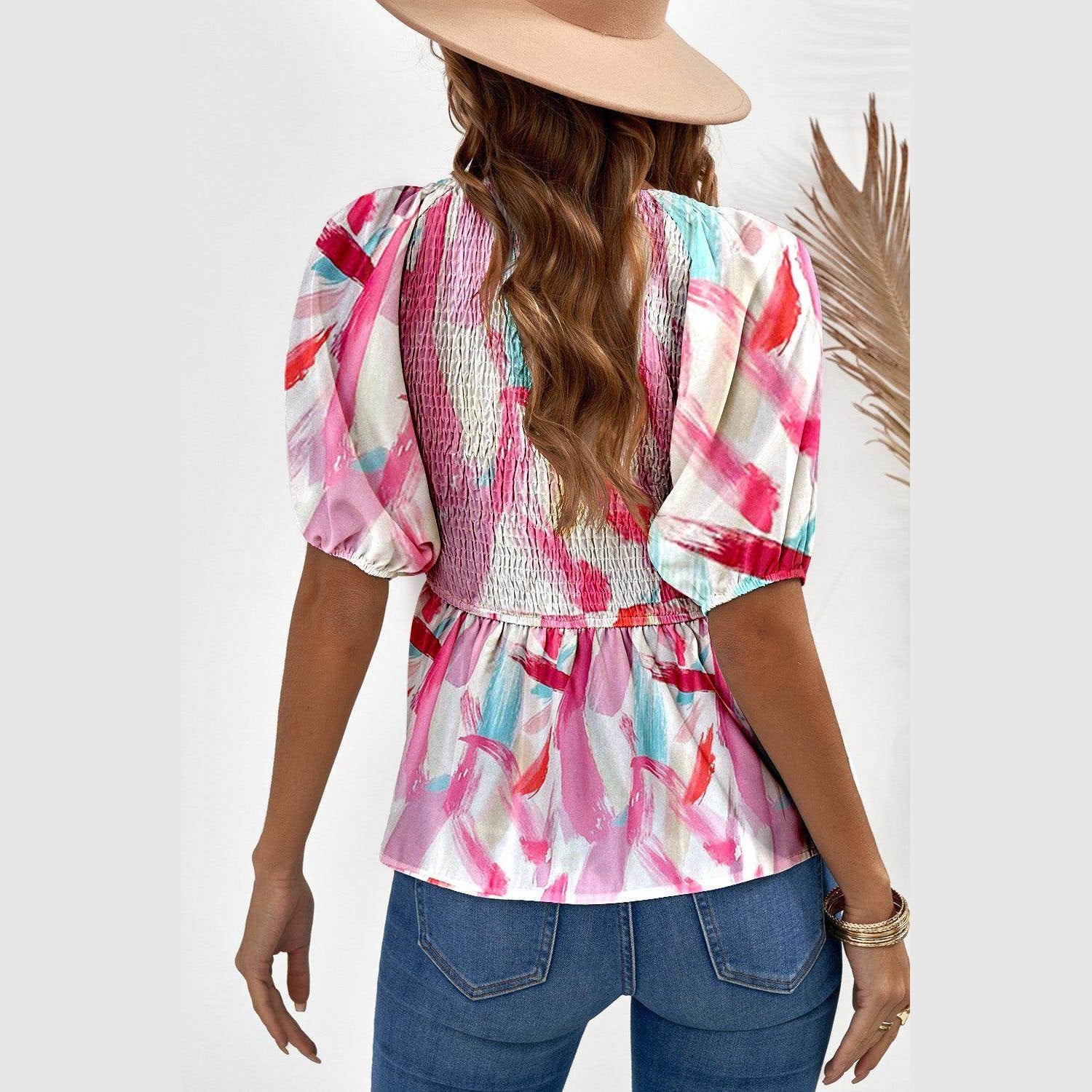 Trendsi Women's Casual Beachwear Blouse with Colorful Abstract Print and Puff Sleeves