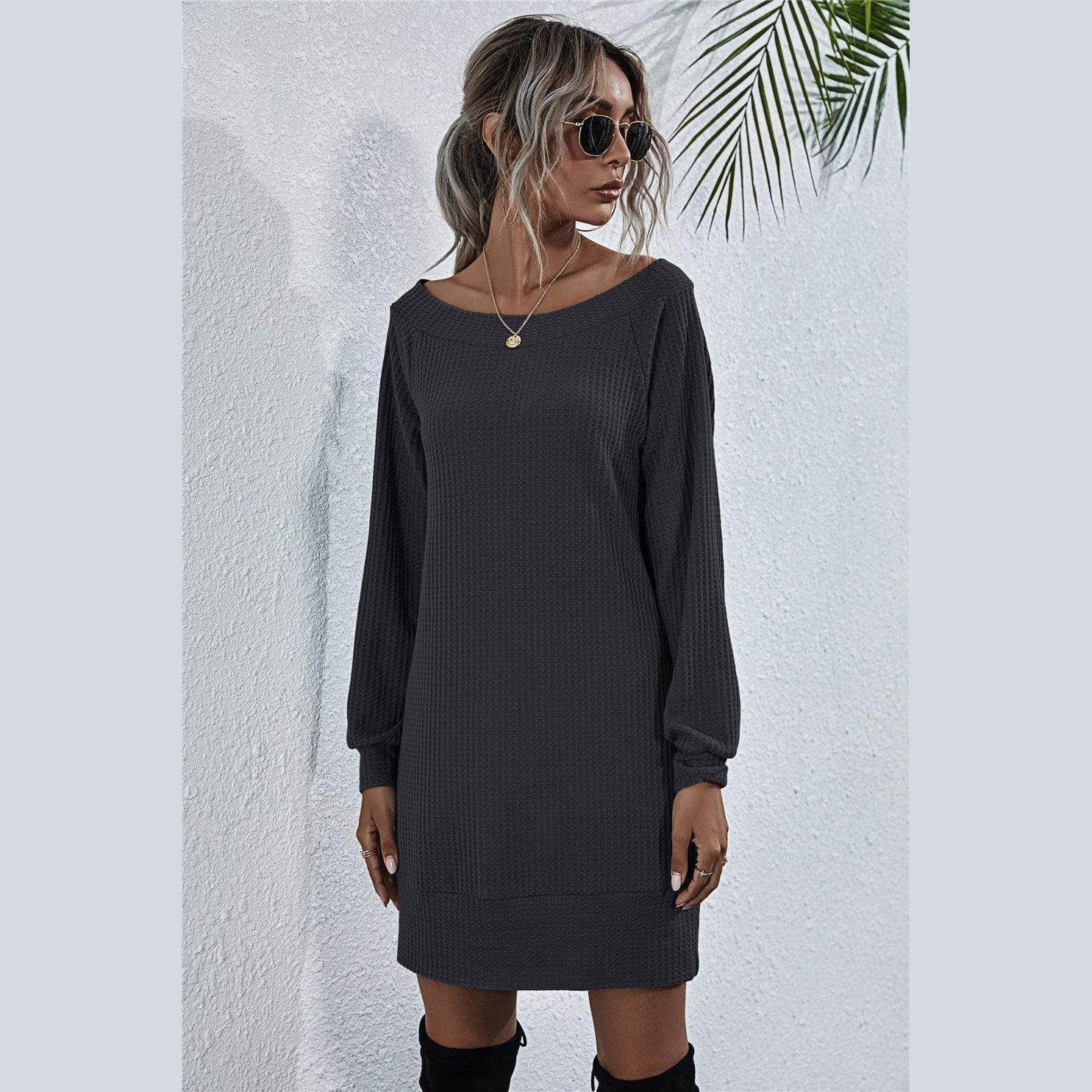 Trendsi women's casual mini dress for vacation in dark gray with long sleeves and a relaxed fit