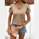 Trendsi casual v-neck vacation shirt in beige with stylish crisscross neckline and short sleeves