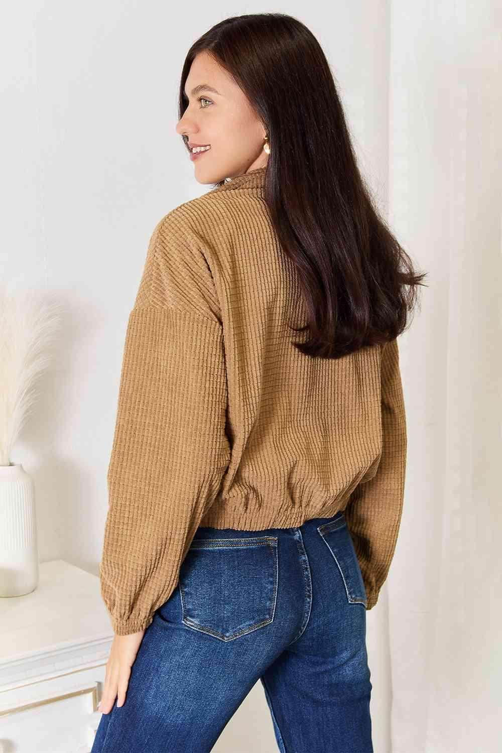 Trendsi Women's Casual Vacation Jacket in Brown with Elastic Hem and Long Sleeves