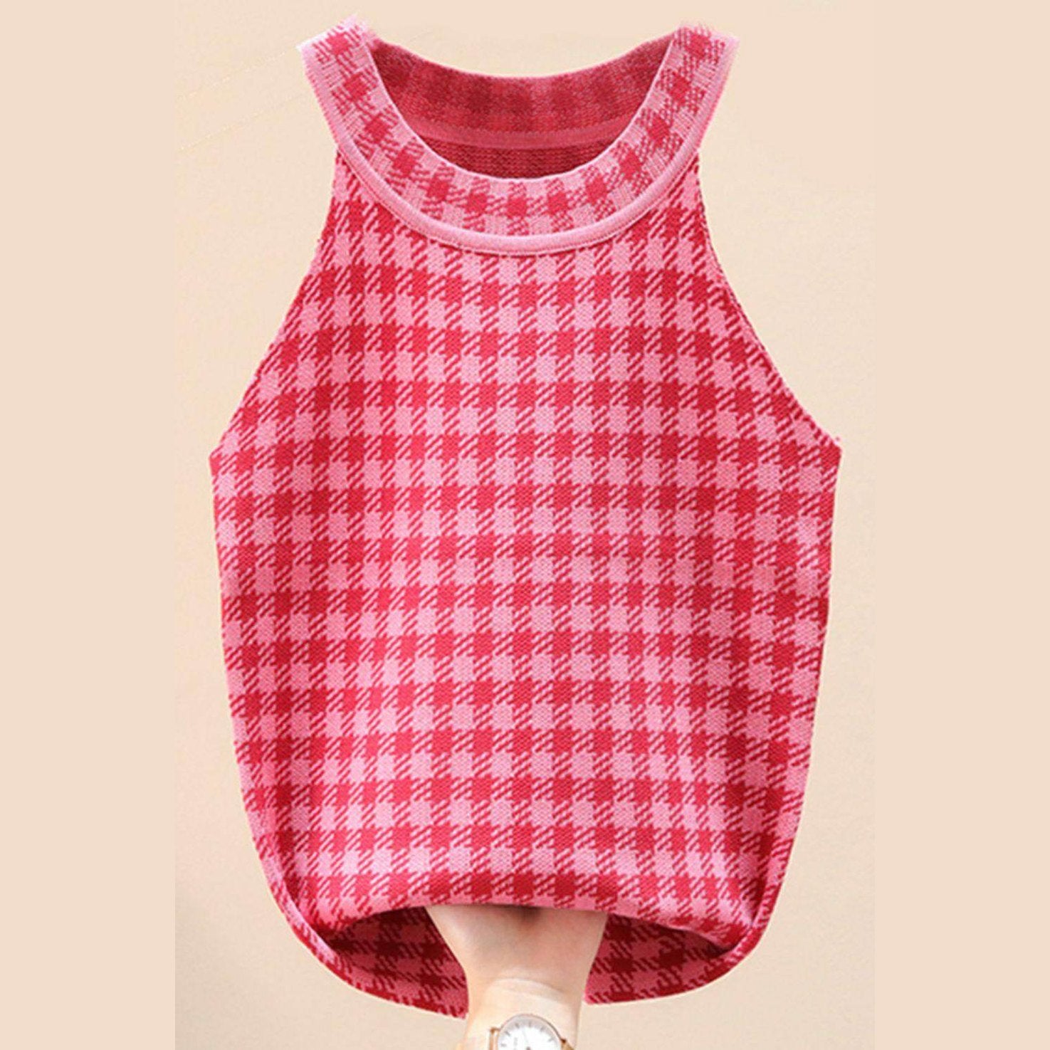 Trendsi Women's Pink Checkered Tank Top, perfect for casual vacation knitwear styling