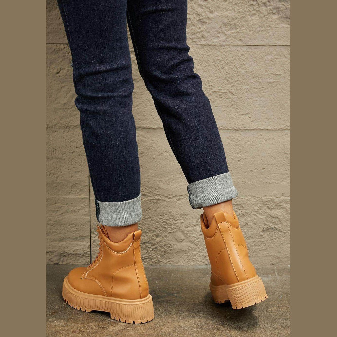 Trendsi women's tan combat boots for casual wear and style