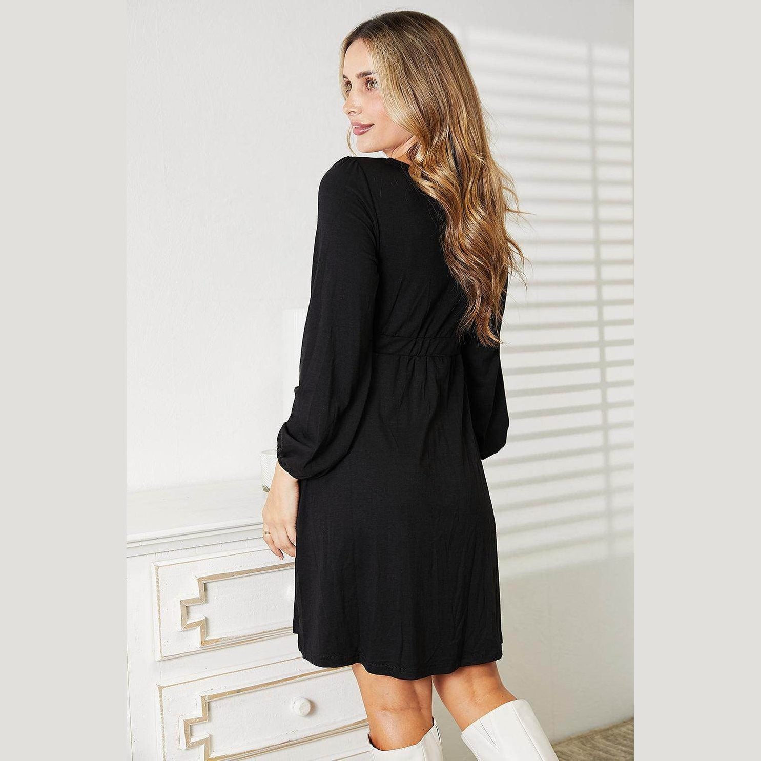 Trendsi black empire waist dress for travel with long sleeves and relaxed fit