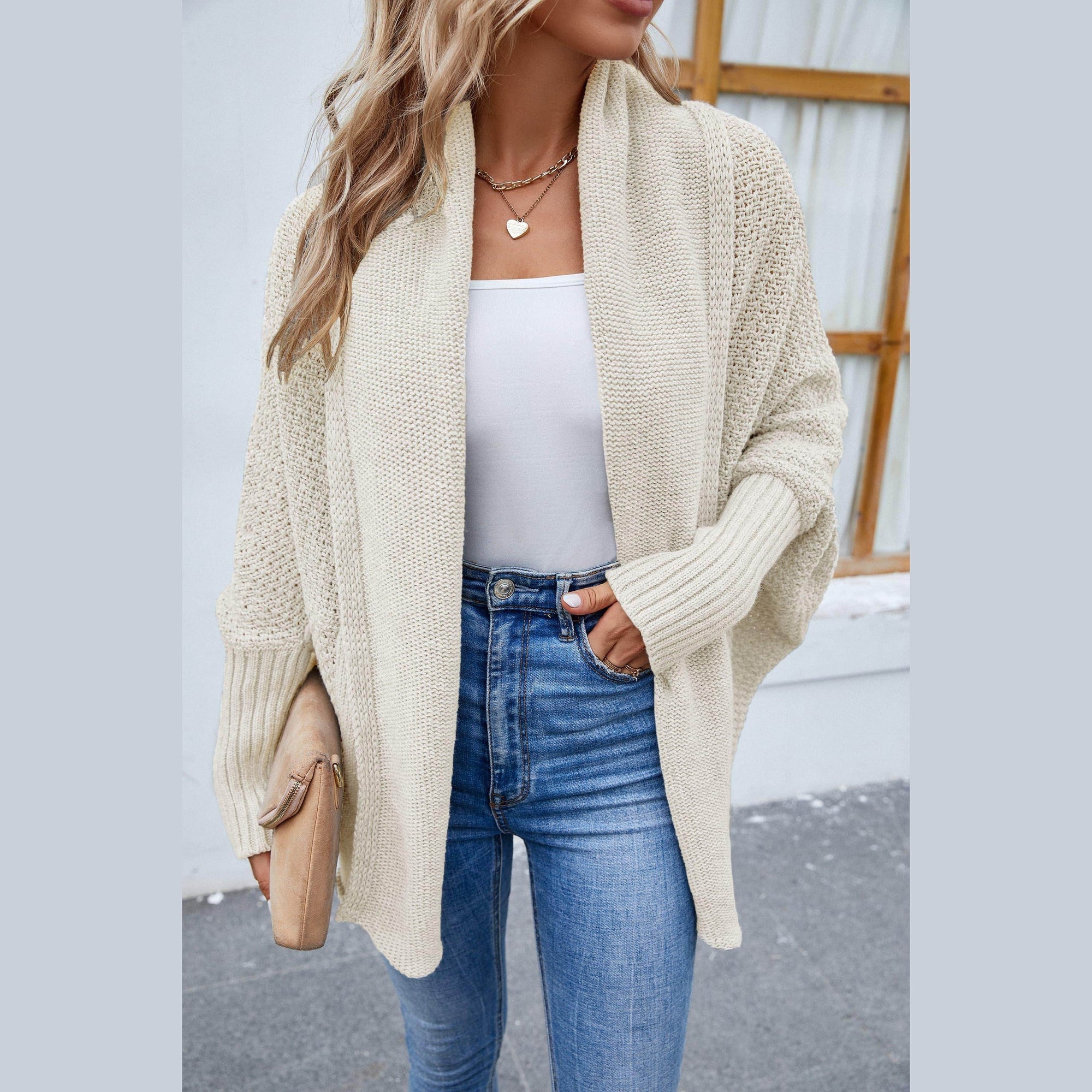 Trendsi stylish travel cardigan in cream color with open front and relaxed sleeves for comfort