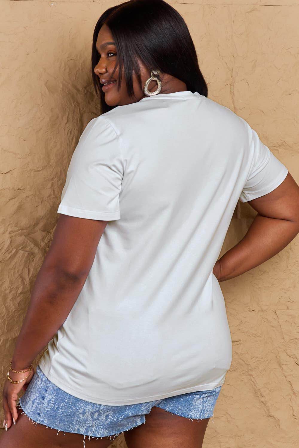 Trendsi Women's Full Size Llama T-shirt in light gray with comfortable fit and casual style