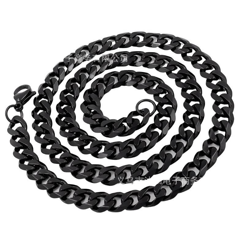 Stylish ground chain necklace for men in sleek black design for versatile outfits