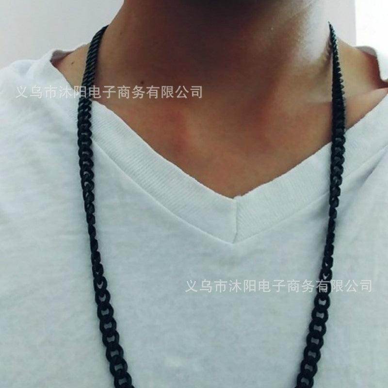 Stylish ground chain necklace for men in black, perfect for casual or formal outfits