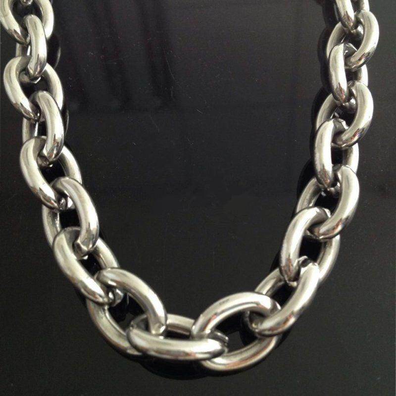Stylish mens big link chain necklace in polished silver for a bold fashion statement