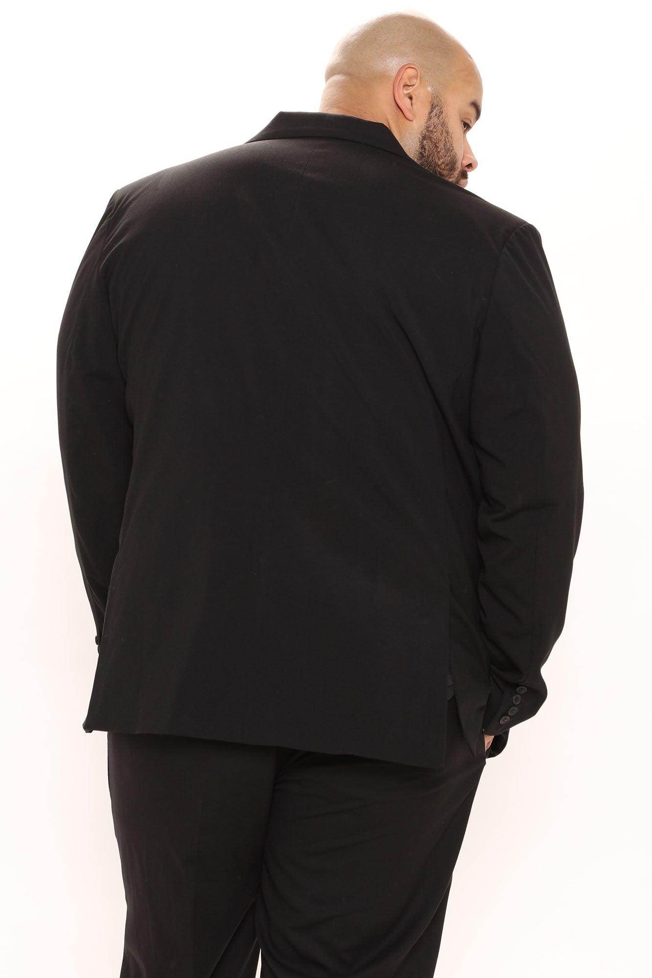 Fashion Nova modern suit jacket for men with a sleek design, perfect for formal and business occasions