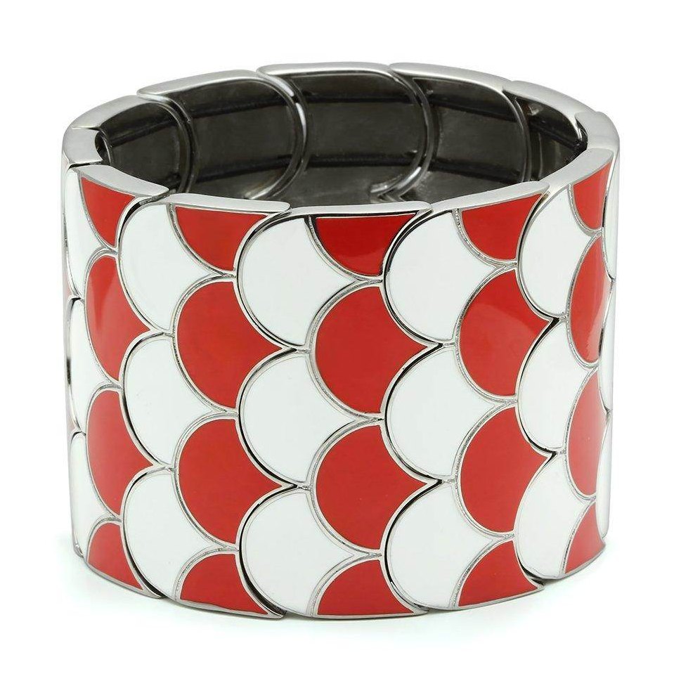 Stylish red and white stretch bracelet with a modern scalloped design for fashionable wear