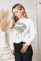 Trendsi women's round neck casual sweatshirt with leopard print lips design for effortless style