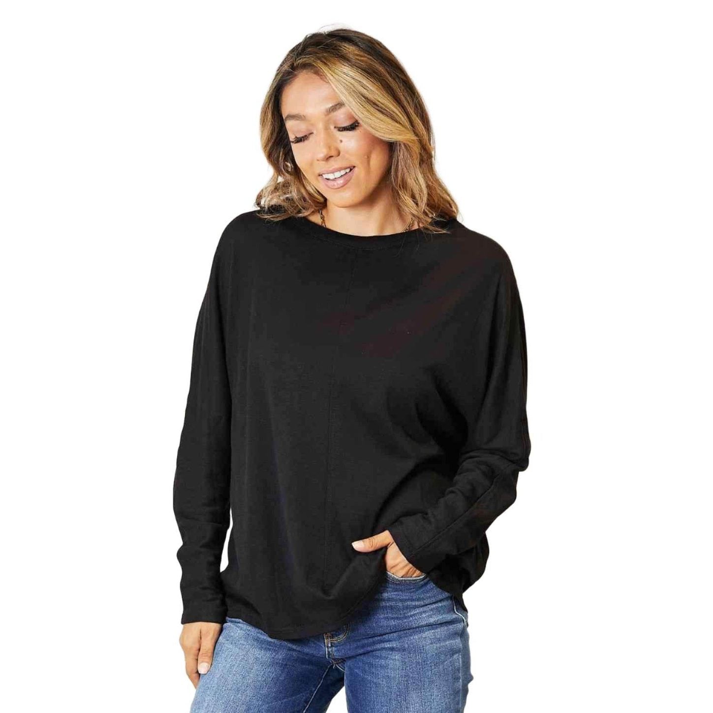 Trendsi Women's Round Neck Long Sleeve Top in Black for Casual Wear and Comfort