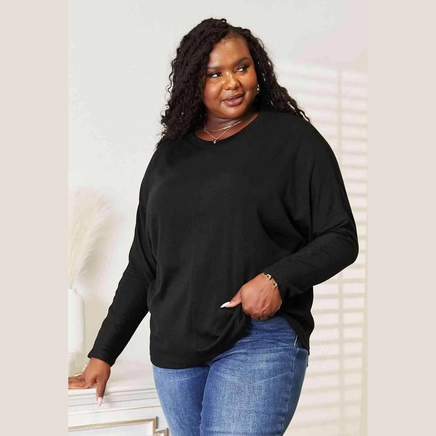 Trendsi Women's Round Neck Long Sleeve Top in Black for Stylish and Comfortable Everyday Wear