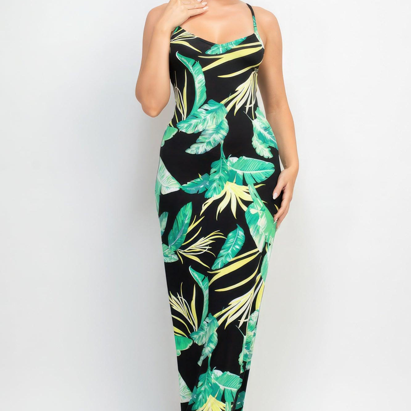 Women's Dresses Scoop Tropical Print Maxi Dress - Green/Black