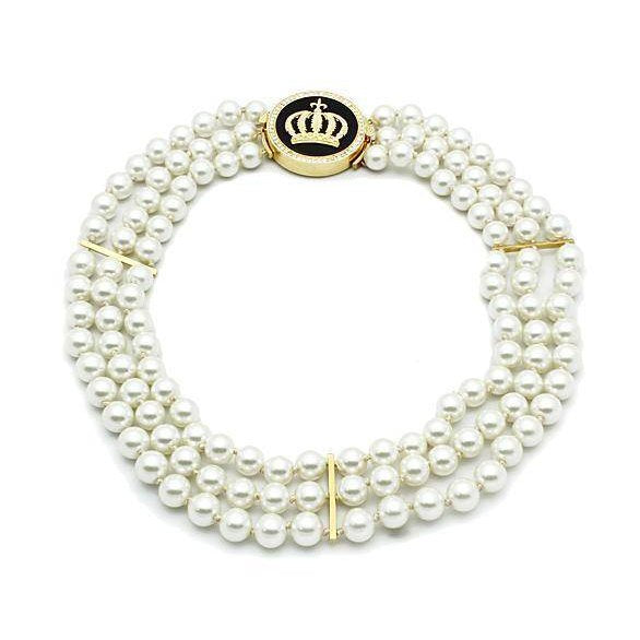 Elegant pearl necklace with crown pendant, perfect vacation jewelry for women to elevate any outfit