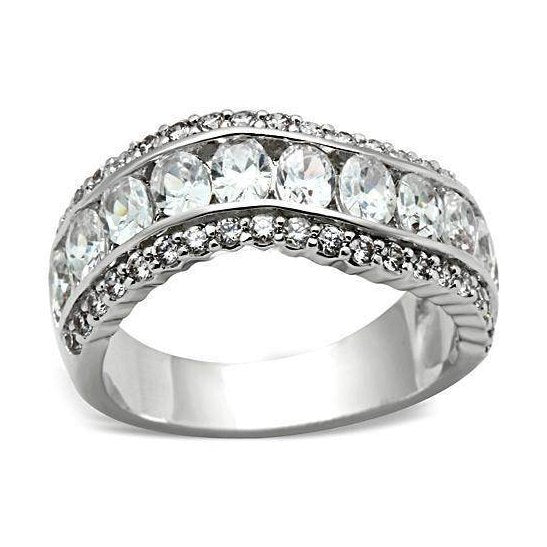Elegant silver ring with sparkling stones, perfect as vacation jewelry for women