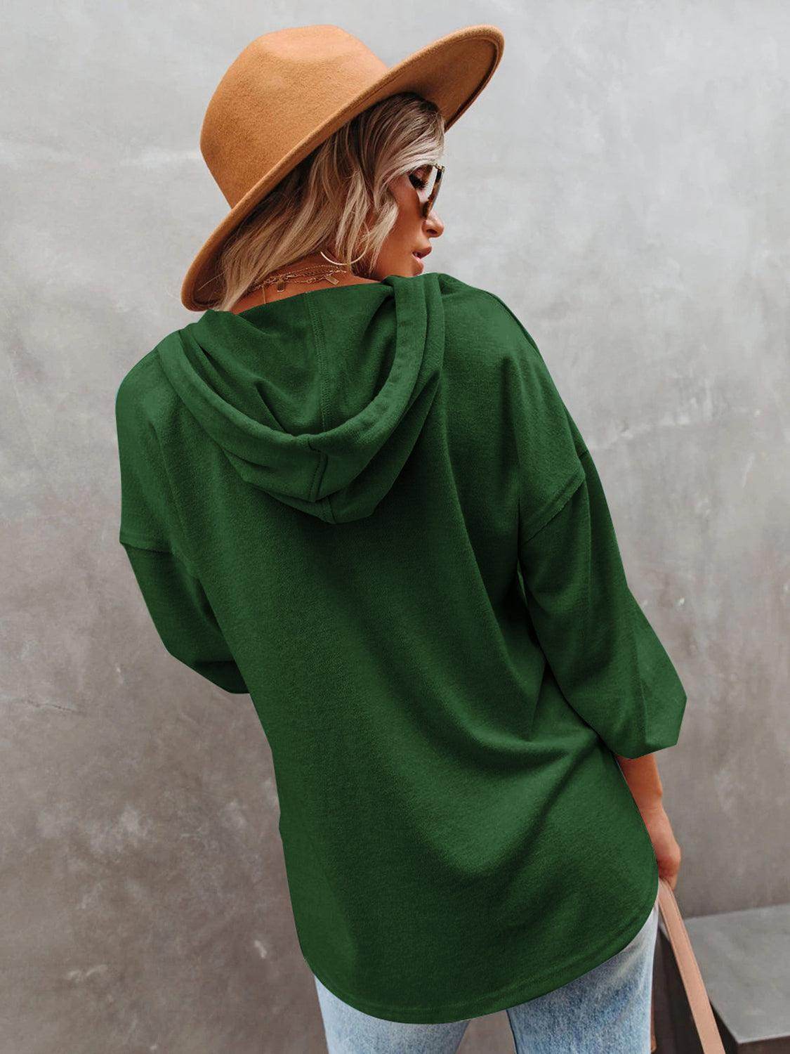 Trendsi Women's Green Vacation Style Hoodie with Relaxed Fit and Hood Detail