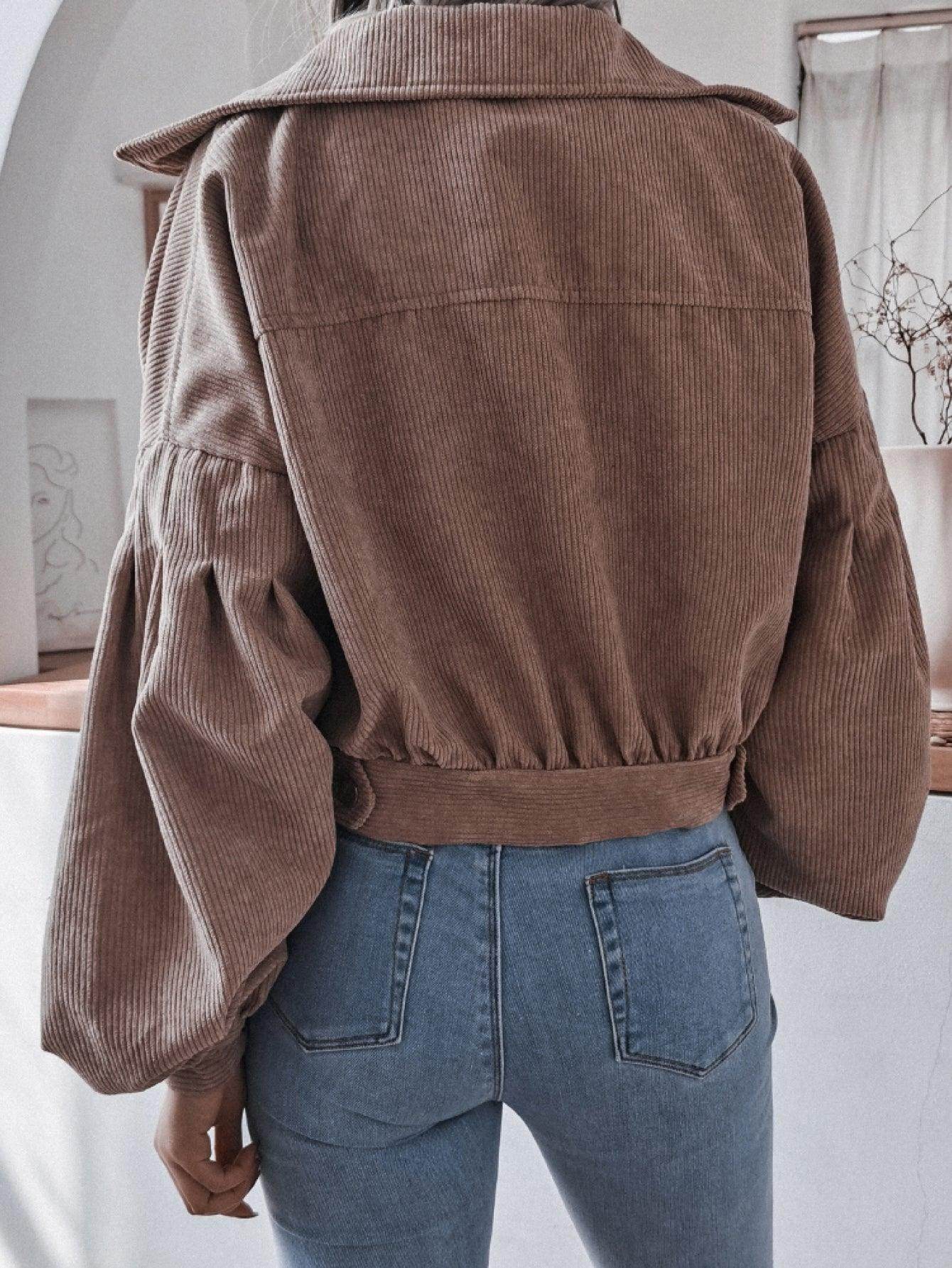 Trendsi Women's vacation style jacket in brown corduroy with puffed sleeves and cropped fit