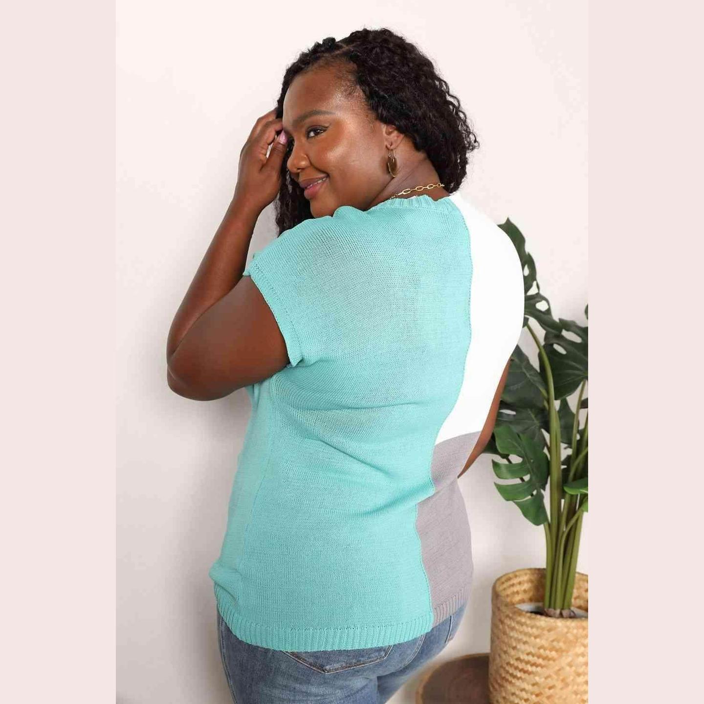 Trendsi Women's Stylish Summer Knitwear in Colorful Design with Short Sleeves and Comfortable Fit