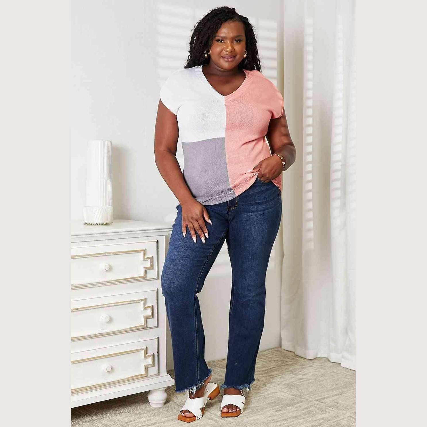 Trendsi women's stylish summer knitwear in pastel colors, featuring a v-neck and short sleeves, paired with jeans